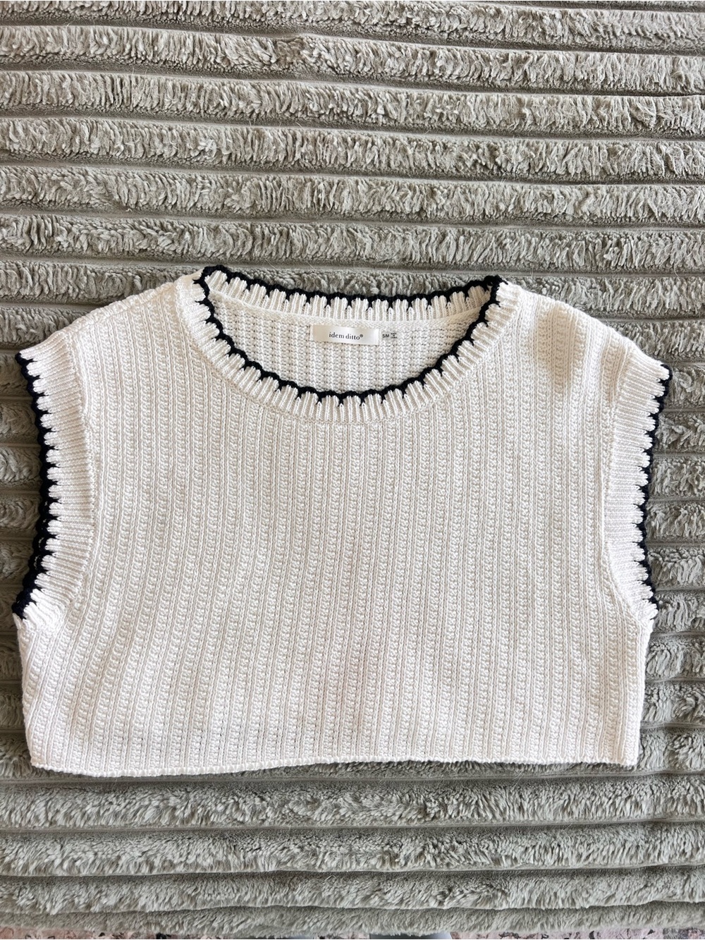 Idem Ditto Cropped Knit Sweater Tank Cream Size S/M